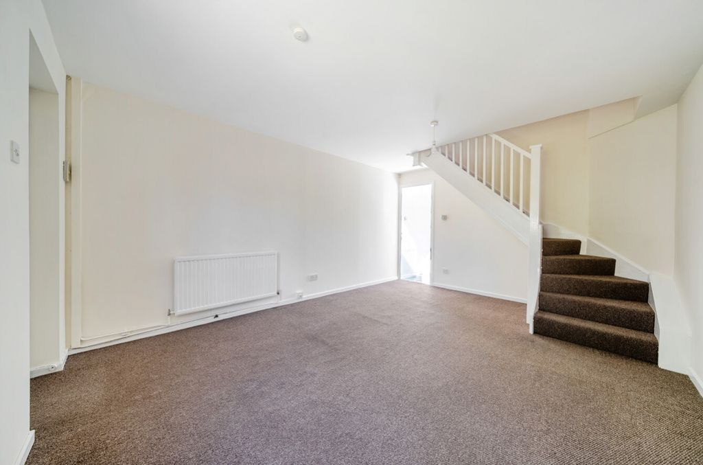 Property photo 2 of 21 1480306-6-6A3507Eb8ee92