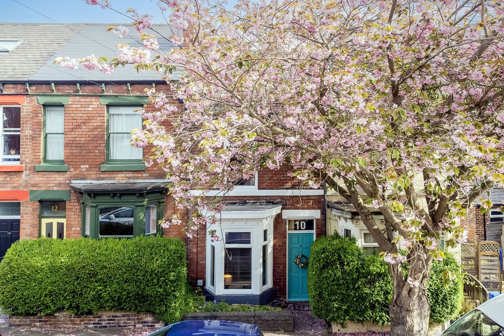 Property photo 1 of 14