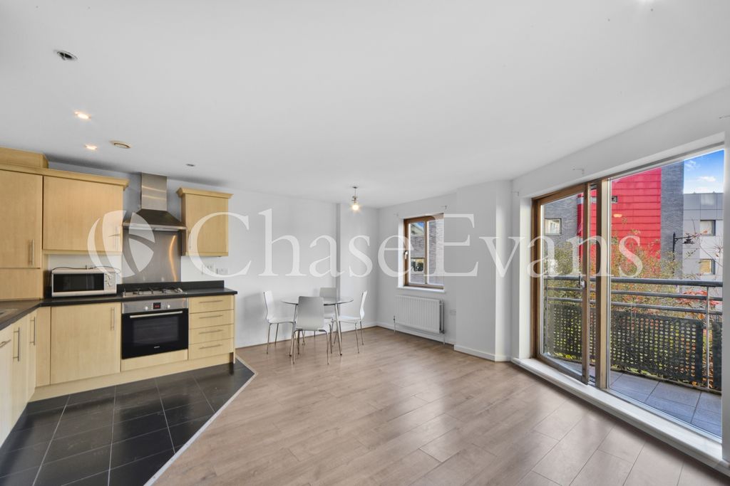 Property photo 1 of 15 Living Area