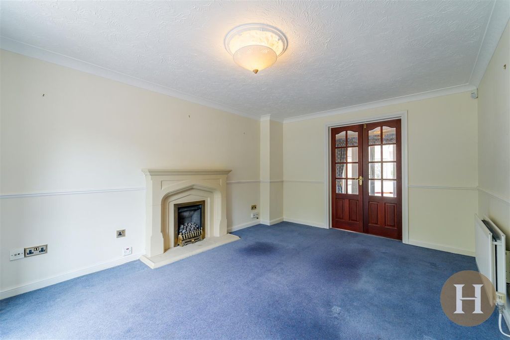 Property photo 3 of 40 Hadleigh Estate Agents-29.Jpg