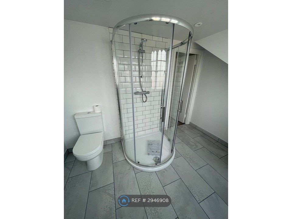 Property photo 2 of 3