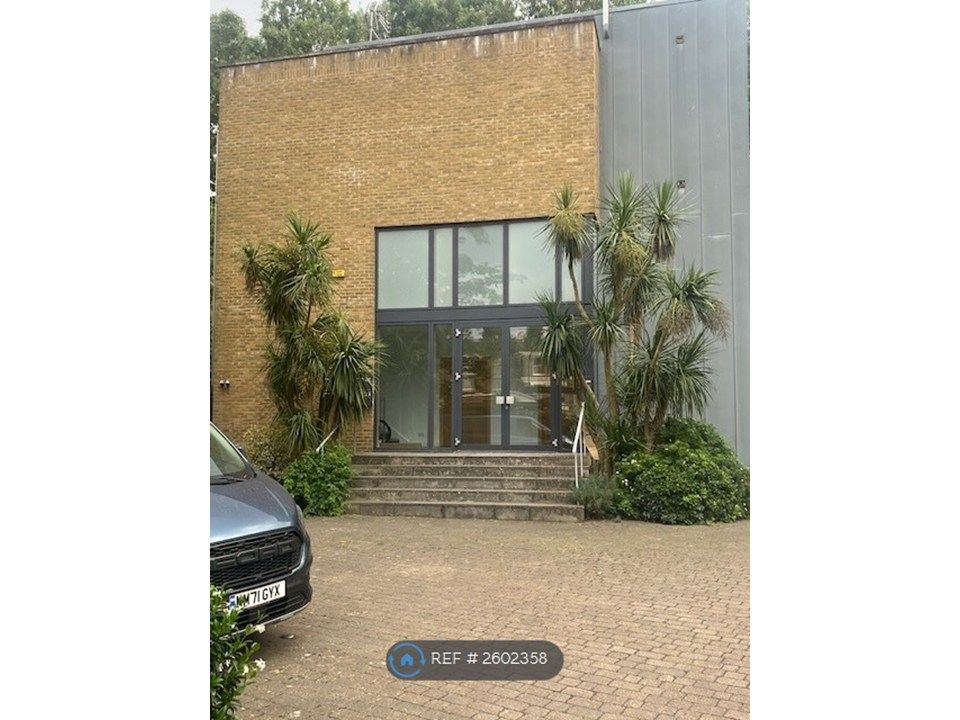 Property photo 3 of 6