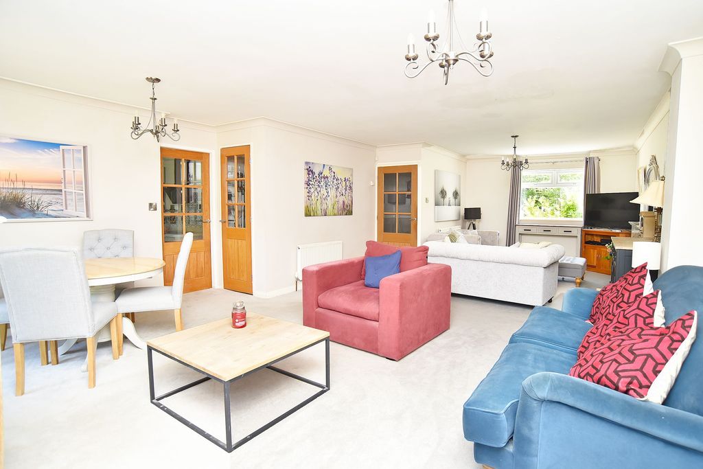 Property photo 3 of 15