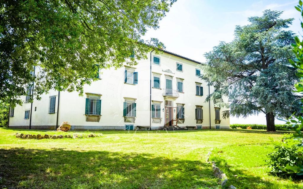 Property photo 1 of 83