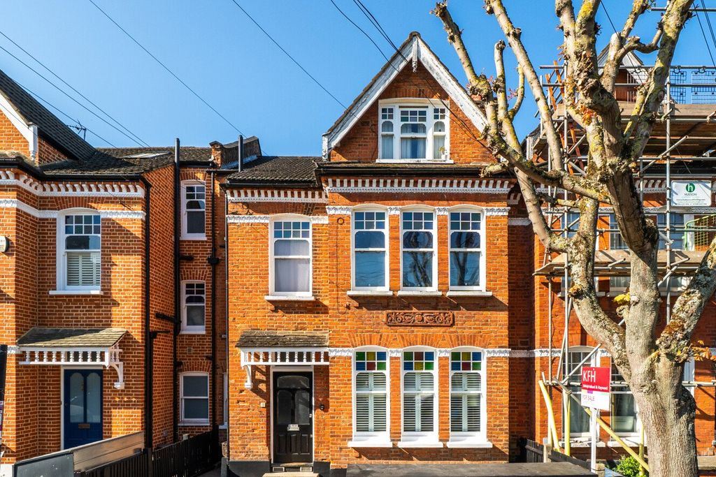 Property photo 3 of 20 Picture No. 25