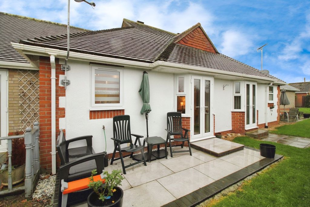 Additional image 14 of 1 bed property for saleMeadow Close, Elmstead, Colchester CO7