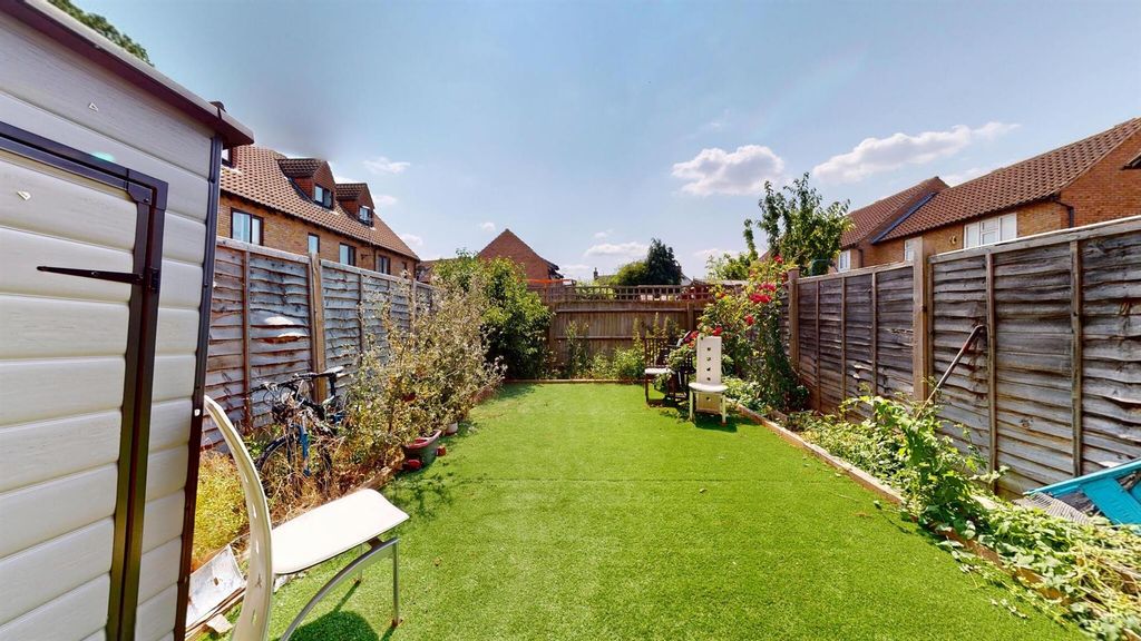 Property photo 3 of 10 3 Bedroom House For Sale At Long Mark Road, E16 By