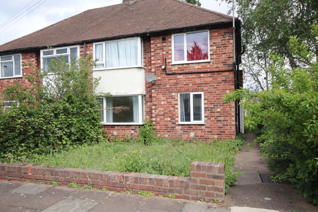 Property photo 1 of 8