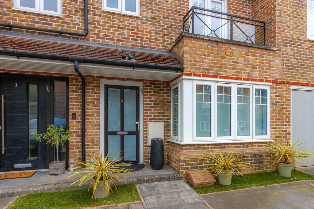 Property photo 3 of 31 Picture No. 06
