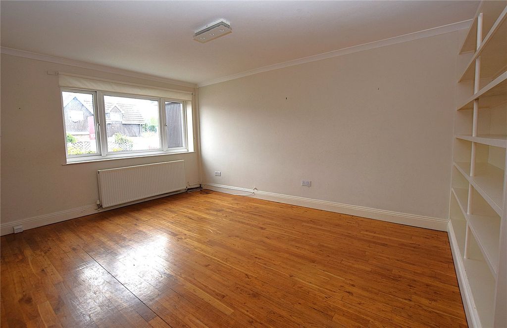 Property photo 3 of 14 Picture No. 24