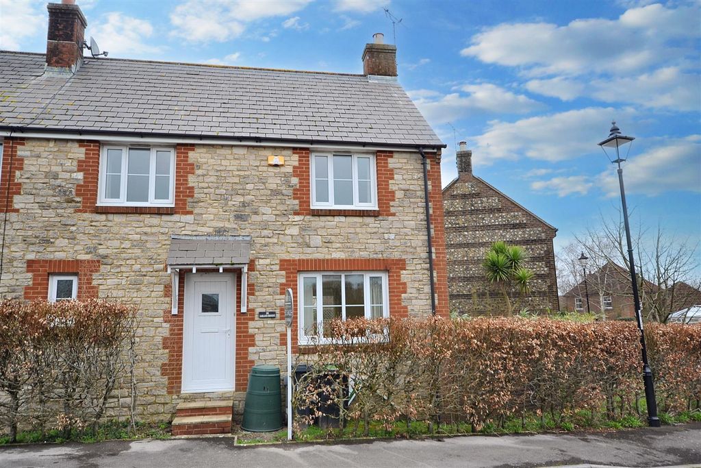 Property photo 1 of 16 Front (48).Jpg