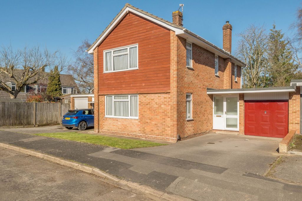 Property photo 1 of 20