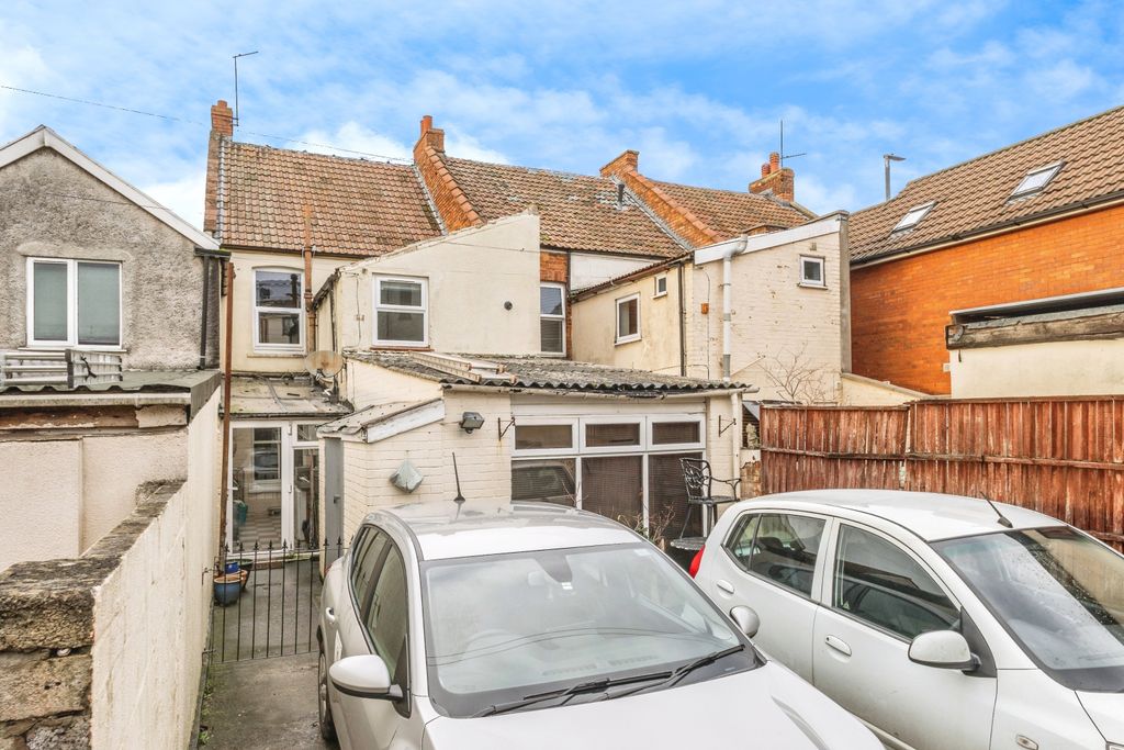 Additional image 18 of 4 bed terraced house for saleChurch Street, Highbridge TA9