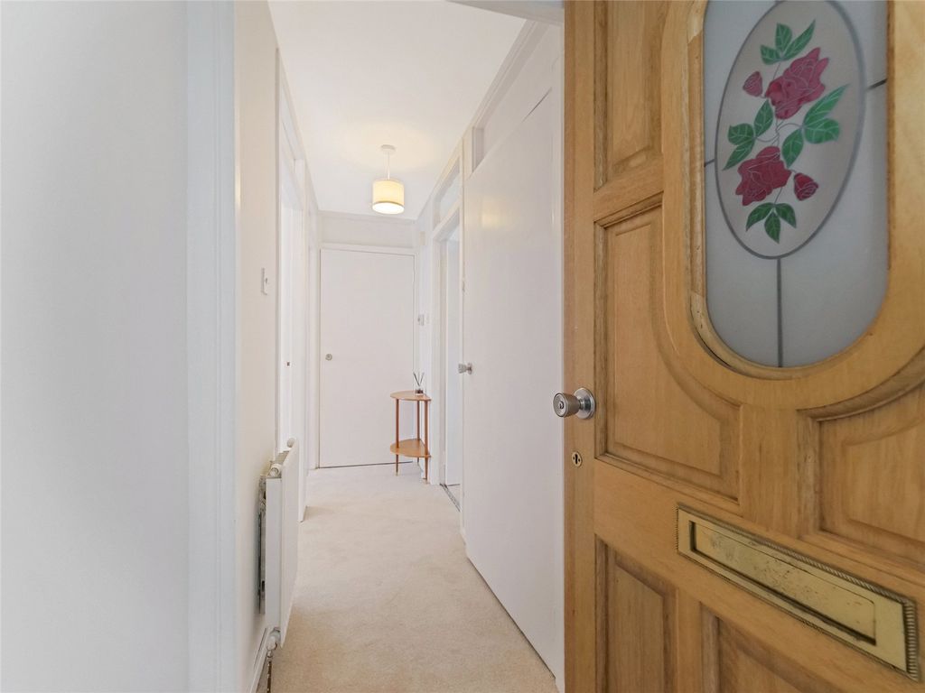 Property photo 3 of 25 Picture No. 05