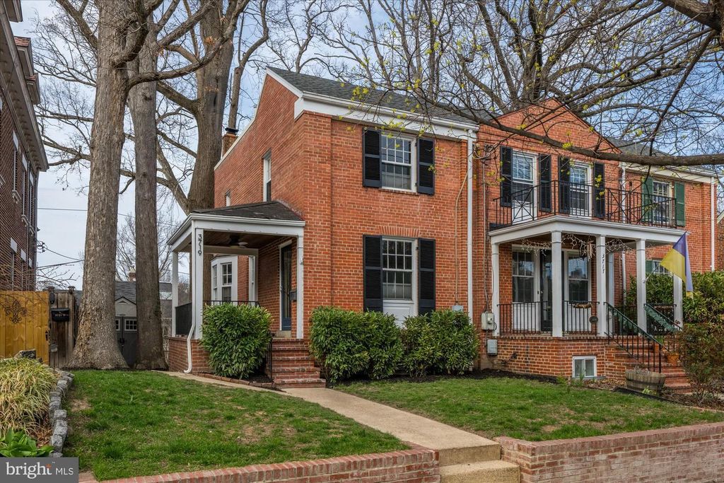 Property photo 1 of 21