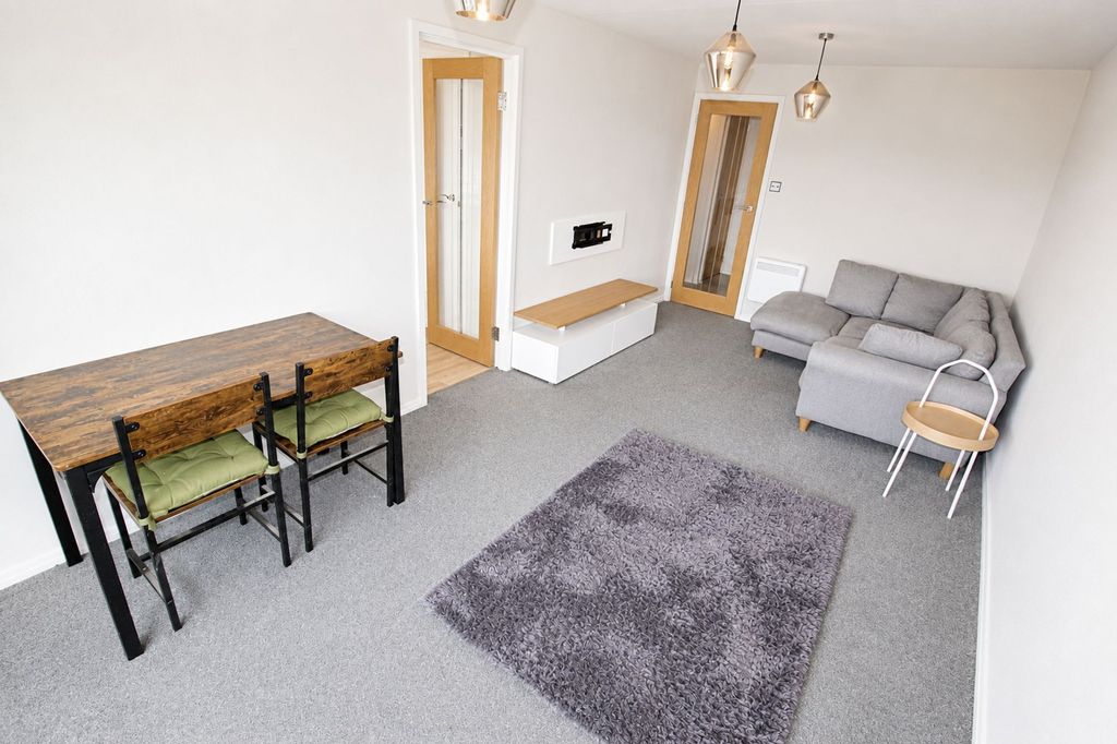 Property photo 2 of 8 Dining Room