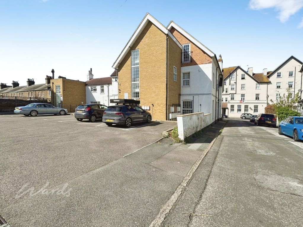 Property photo 1 of 7 Knot 8 Main 1 Use