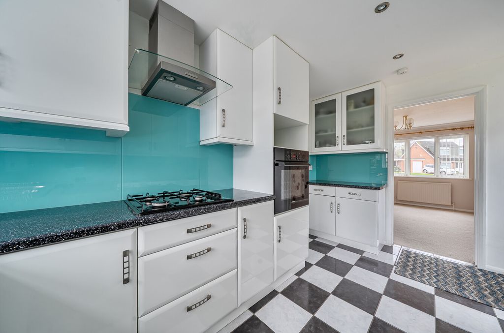 Property photo 3 of 25 1435065-9-69Ca7d8...