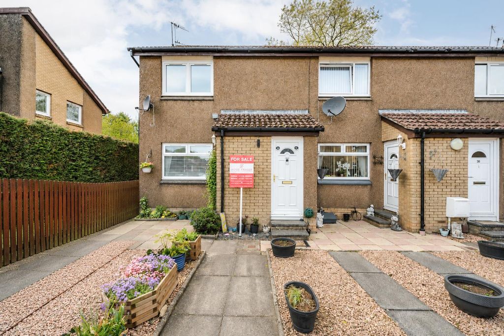 Property photo 1 of 11 40 Chirnside Place Dundee-10.Jpg