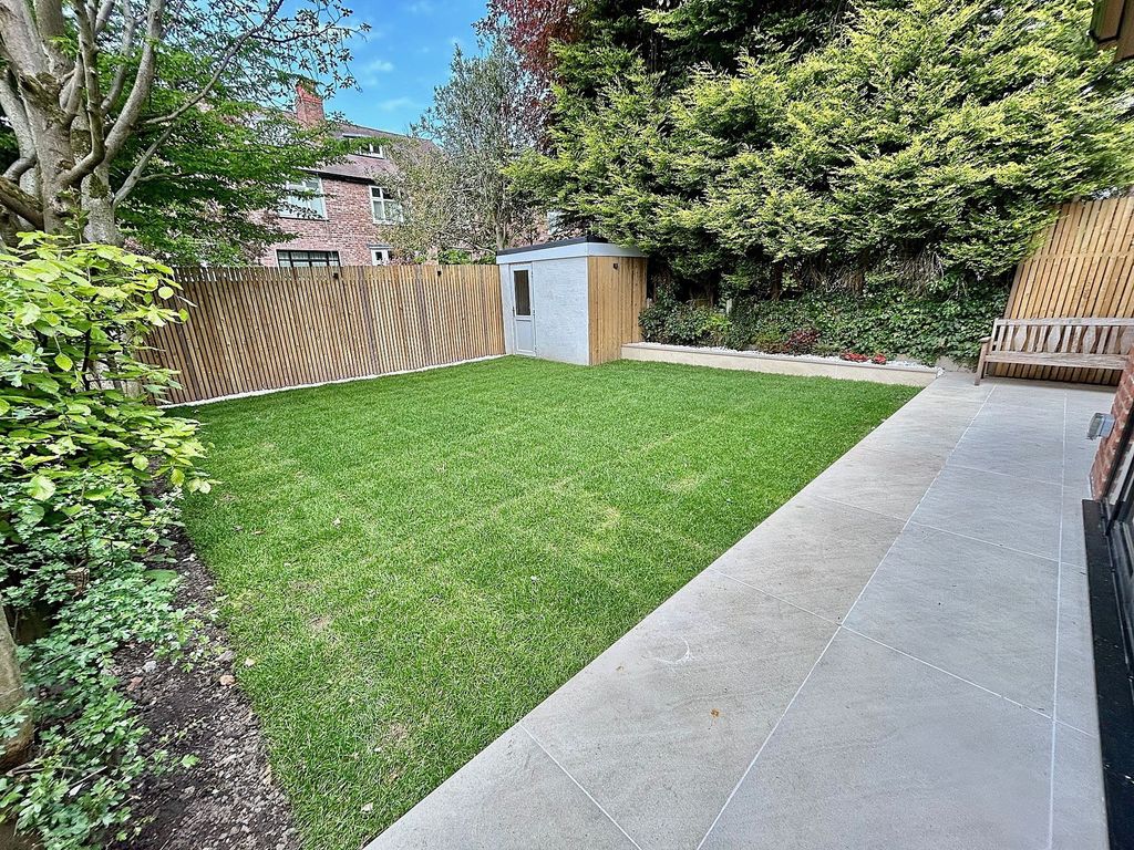 Property photo 3 of 39