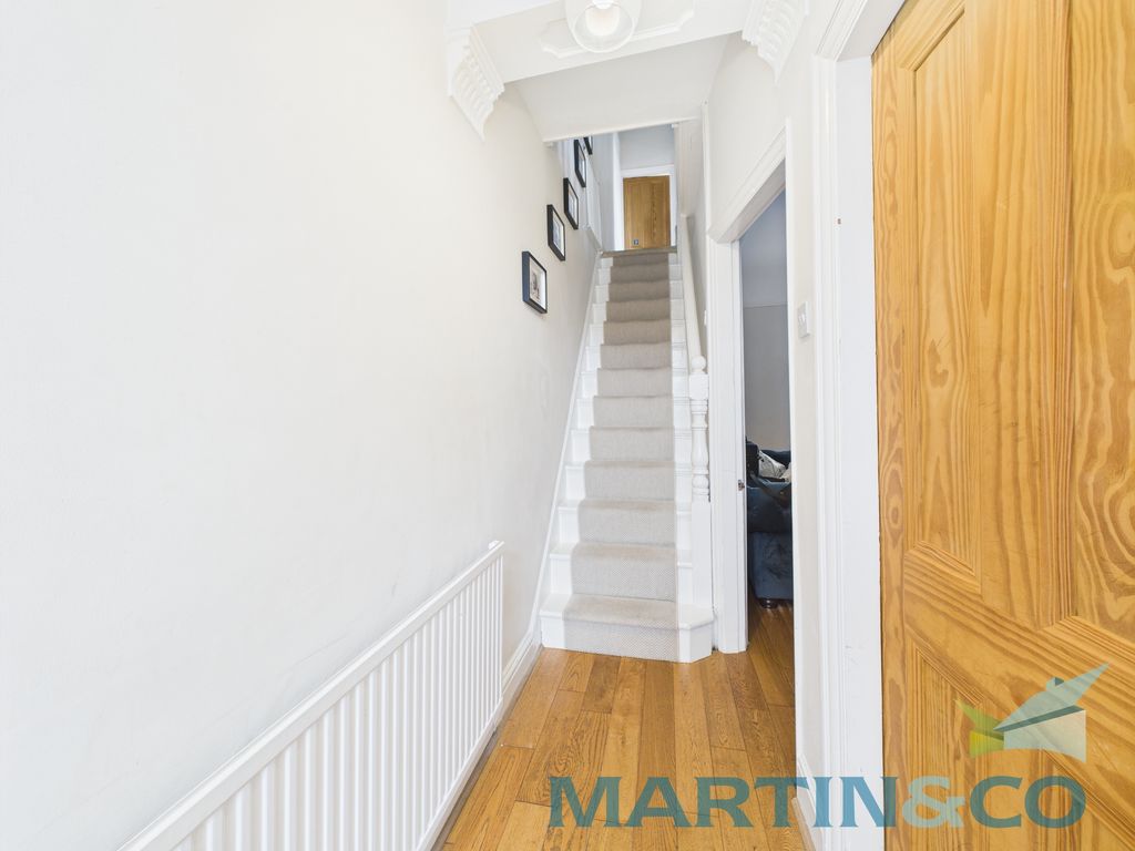 Property photo 2 of 24