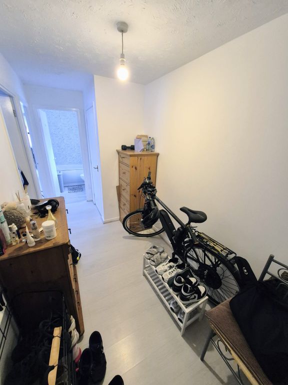 Property photo 3 of 11 Gallery