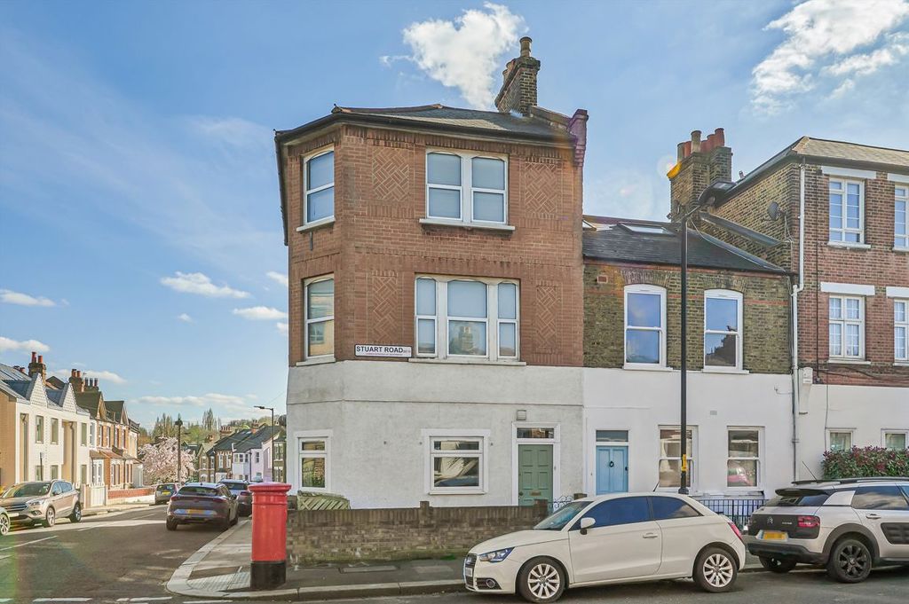 Property photo 2 of 7