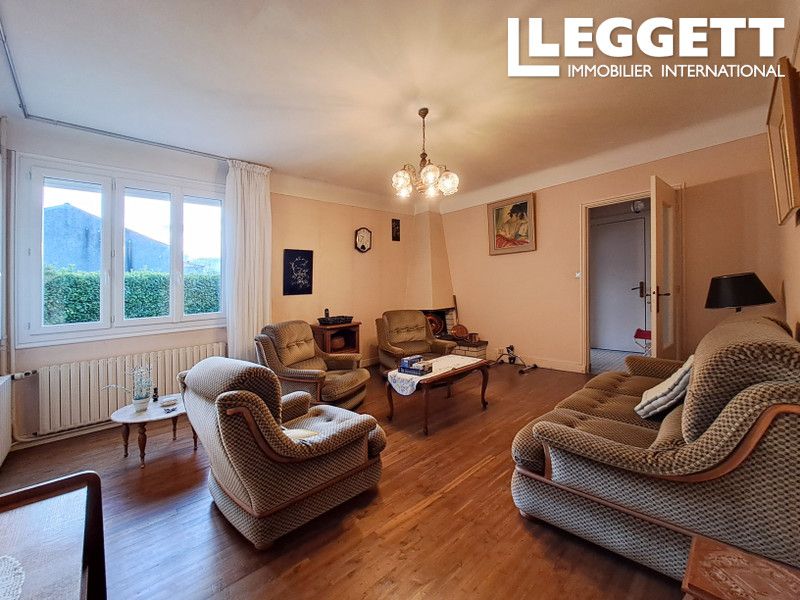 Property photo 2 of 10