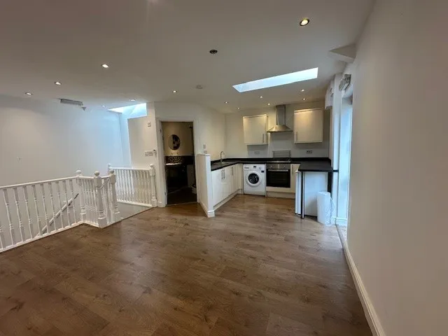 Apartment in Birmingham, Harborne - More