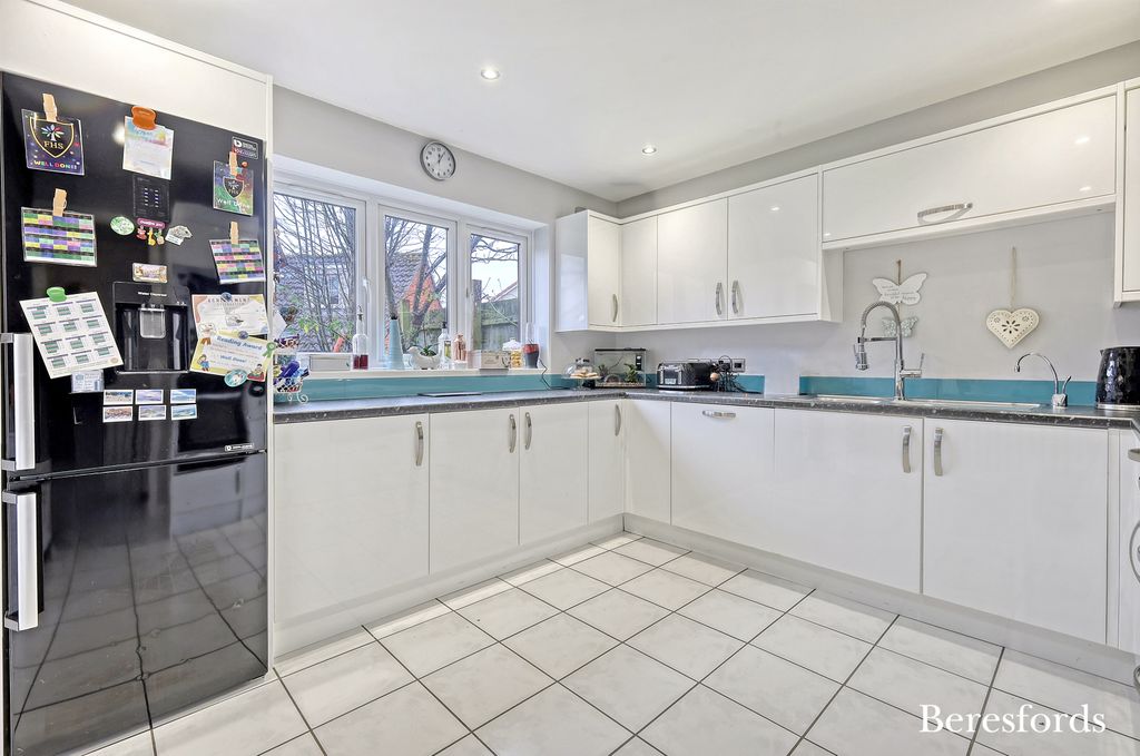 Property photo 2 of 26 Picture No. 36