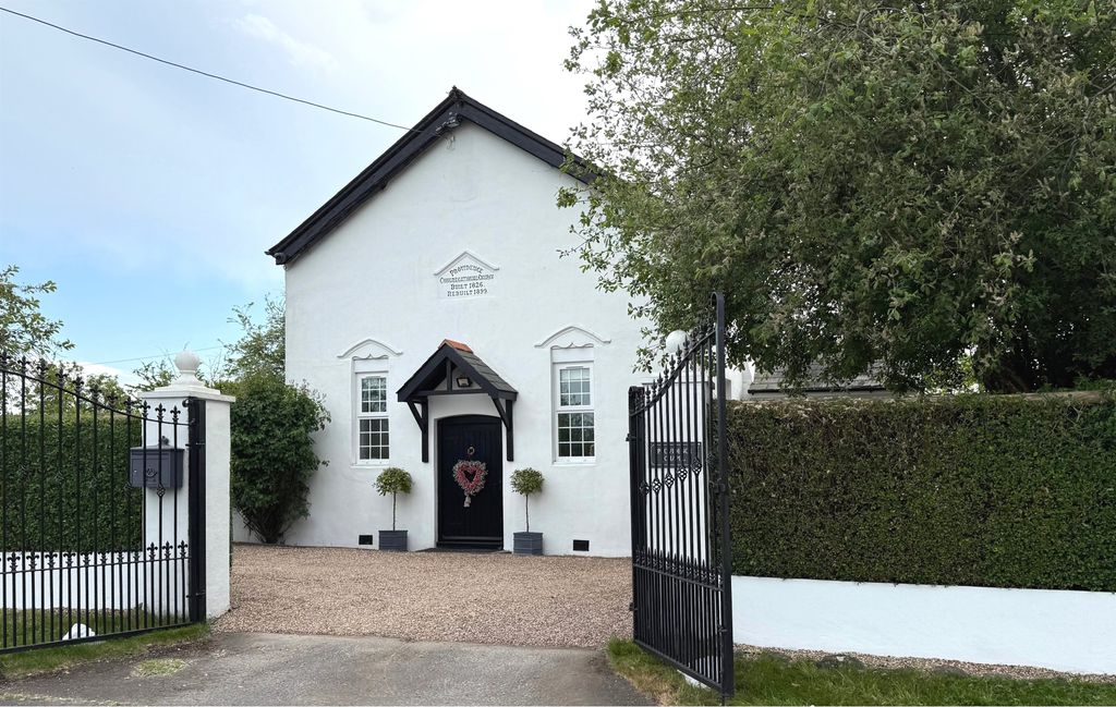 Property photo 1 of 50