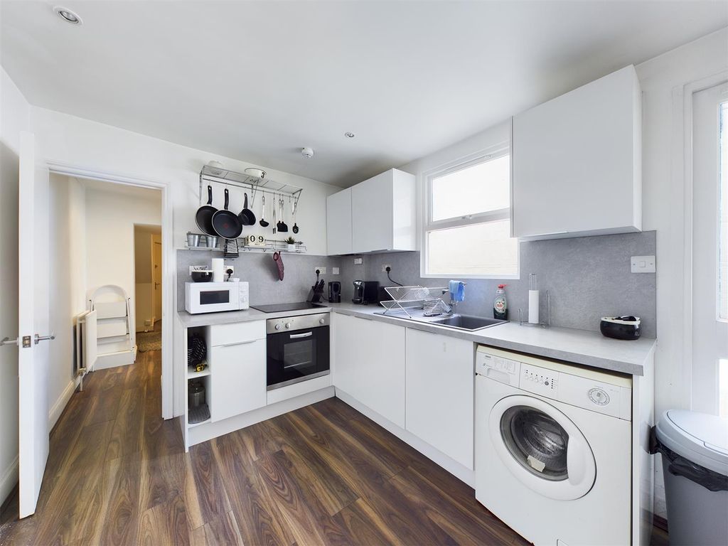 Property photo 2 of 8 Cam00159P1-Pr0105-Still05.Jpg