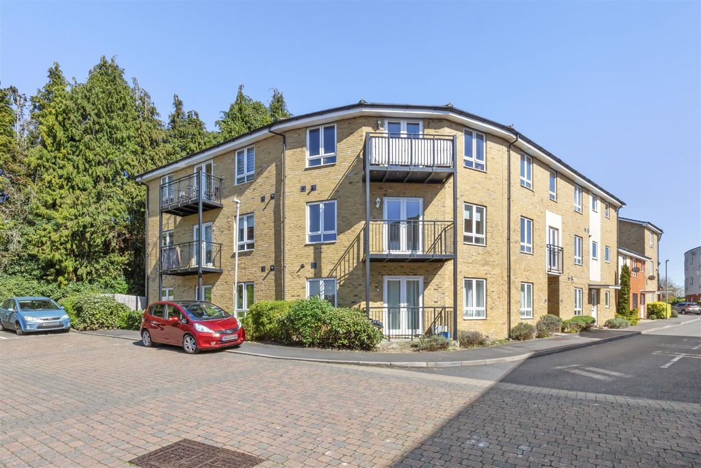 Property photo 1 of 12 The Roperies-15.Jpg