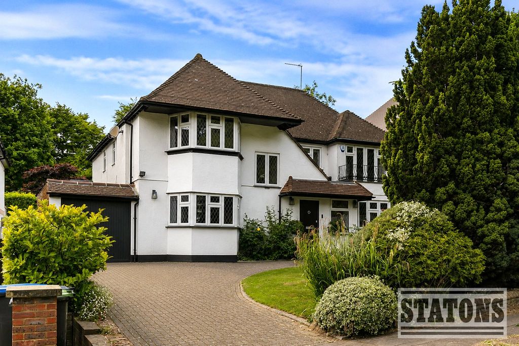 Property photo 2 of 31 Picture No. 48