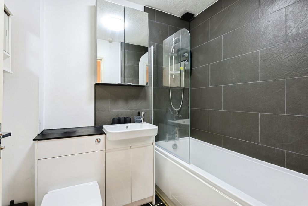 Property photo 3 of 13 Pbox-Img.Jpg