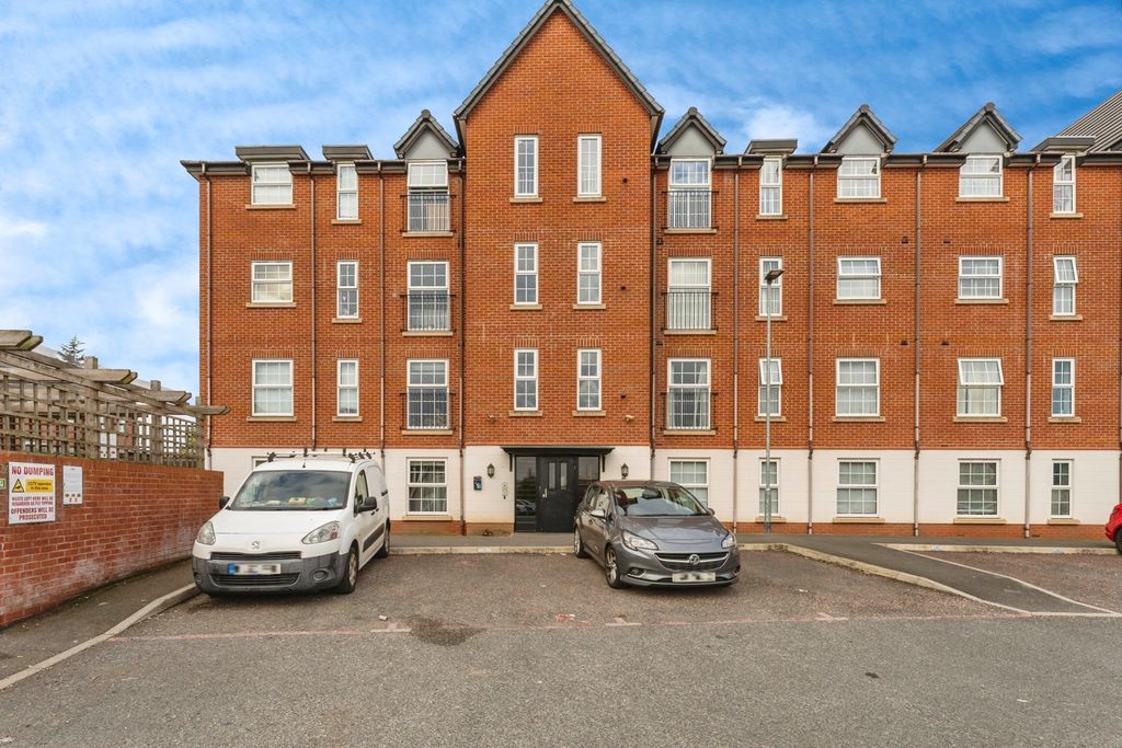 Property photo 1 of 15 Front