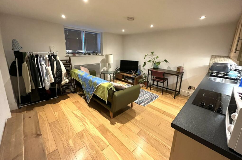 Property photo 2 of 5 Picture No. 02