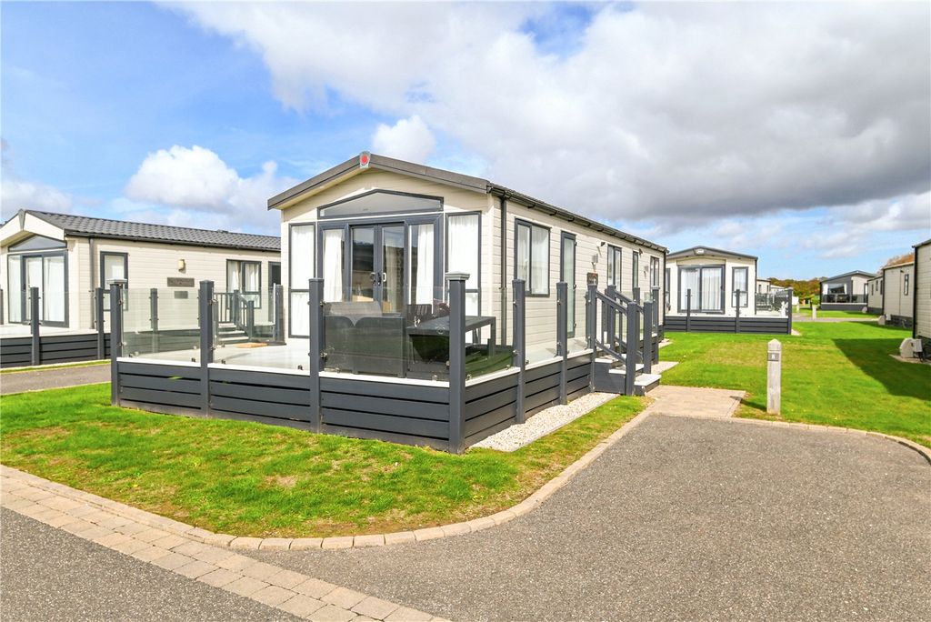 Property photo 1 of 17 Picture No. 19