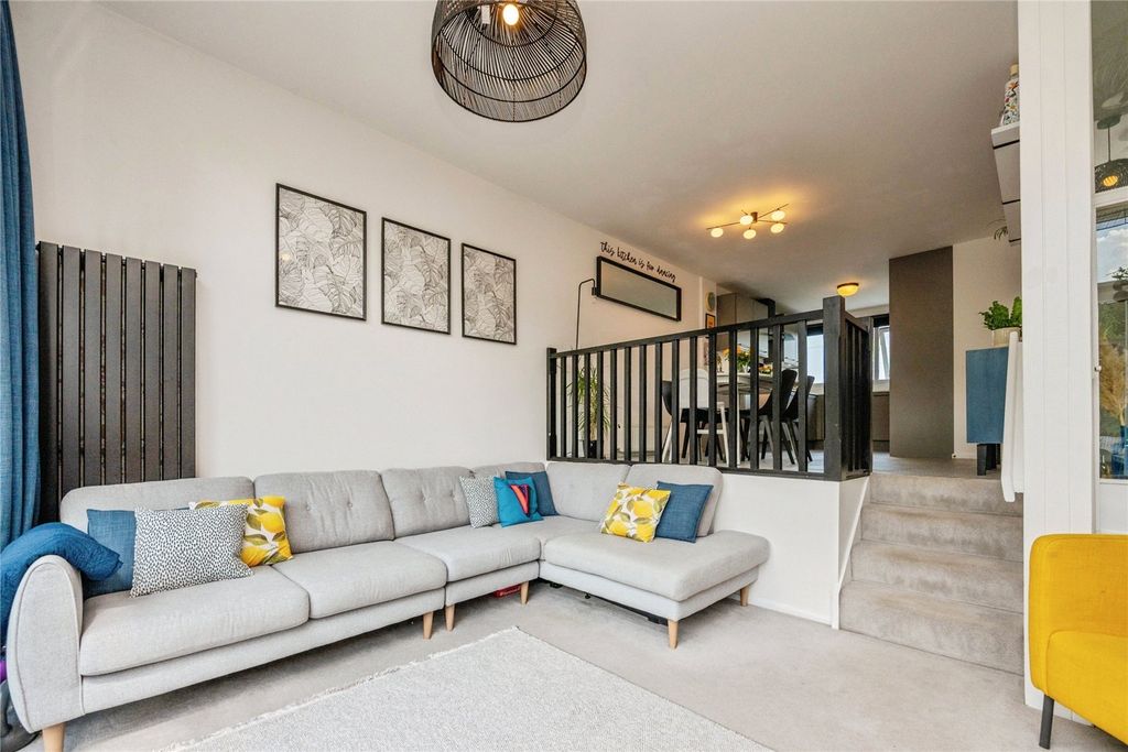 Property photo 3 of 16 Open Plan Living