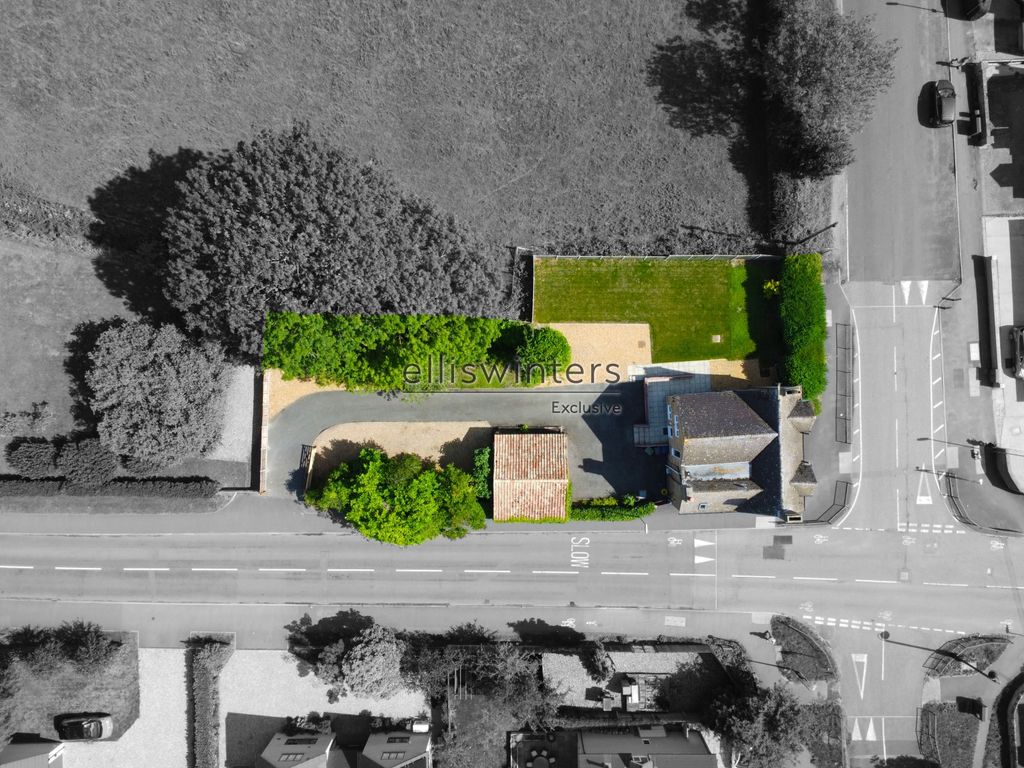 Property photo 2 of 31 Armes Corner, London Road, St. Ives - Aerial Highl