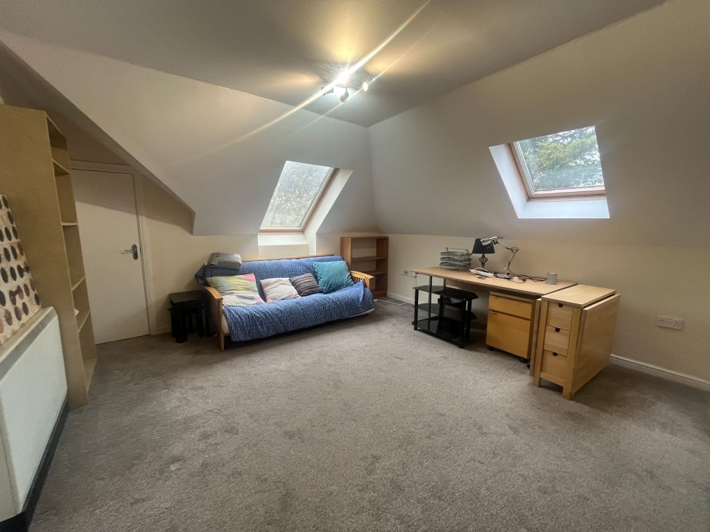 Property photo 2 of 7