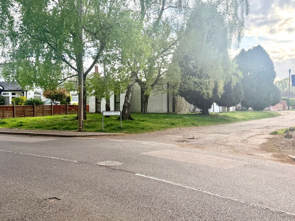 Property photo 2 of 15