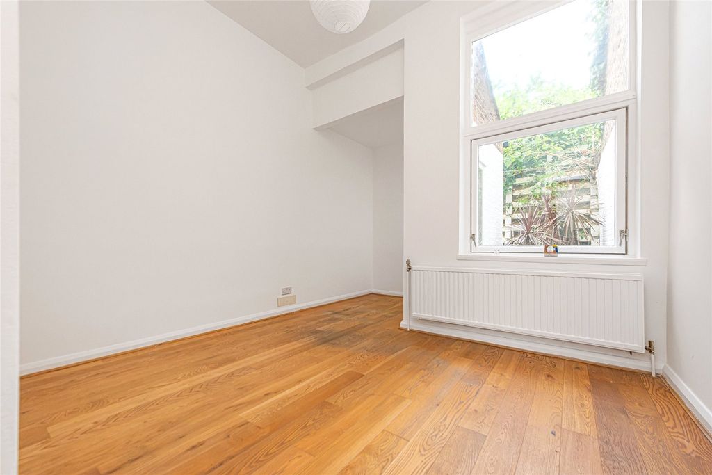 Property photo 2 of 8 Picture No. 02