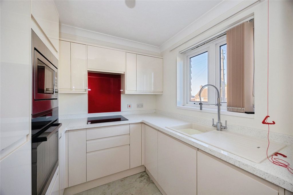 Property photo 2 of 10 Picture No. 09