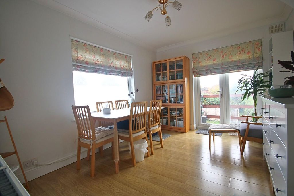 Property photo 3 of 17 liv1 (27).Jpg