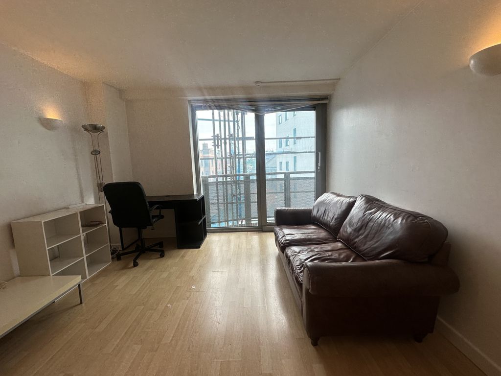 Property photo 2 of 8