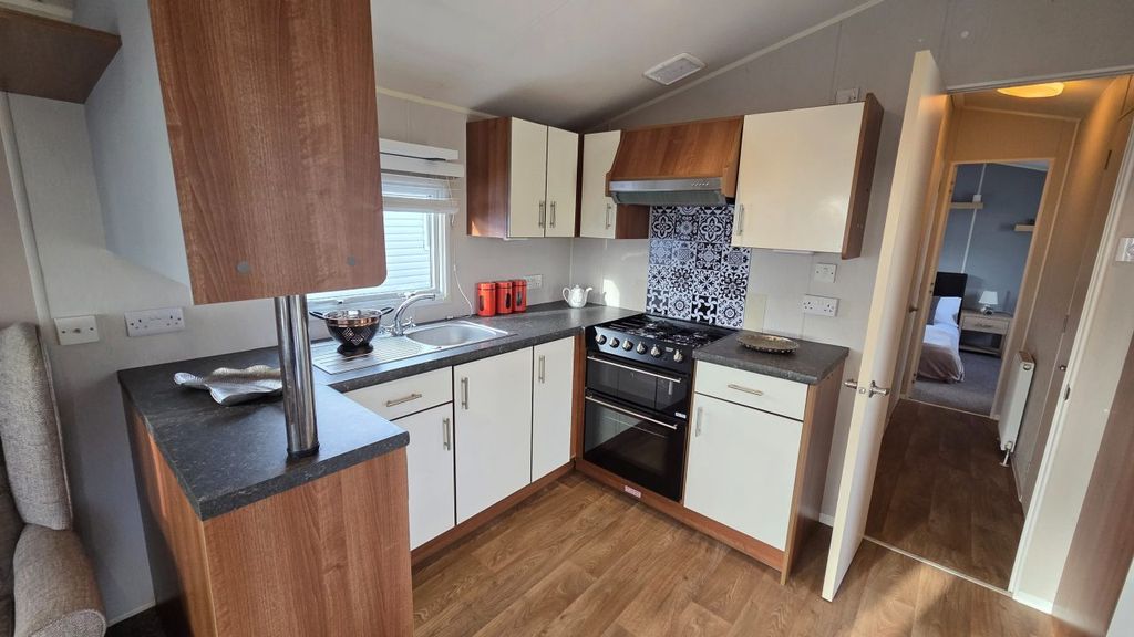 Property photo 1 of 8 Willerby Caledonia 2017 Car0025830 127063283.Jpeg