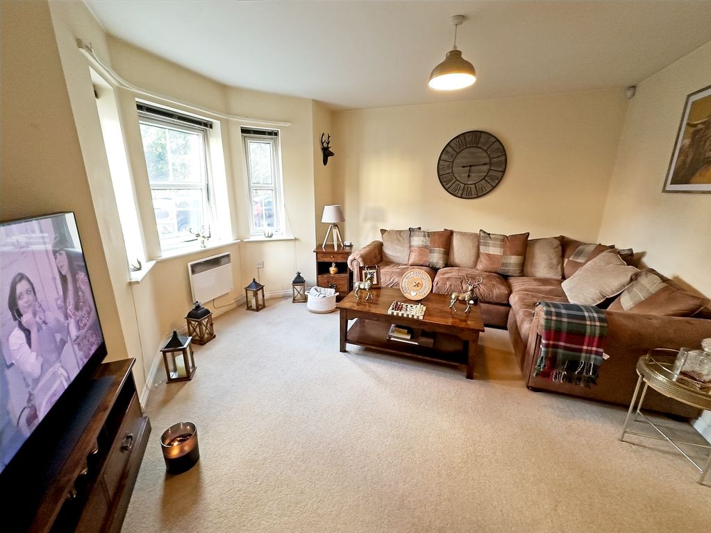 Property photo 3 of 20