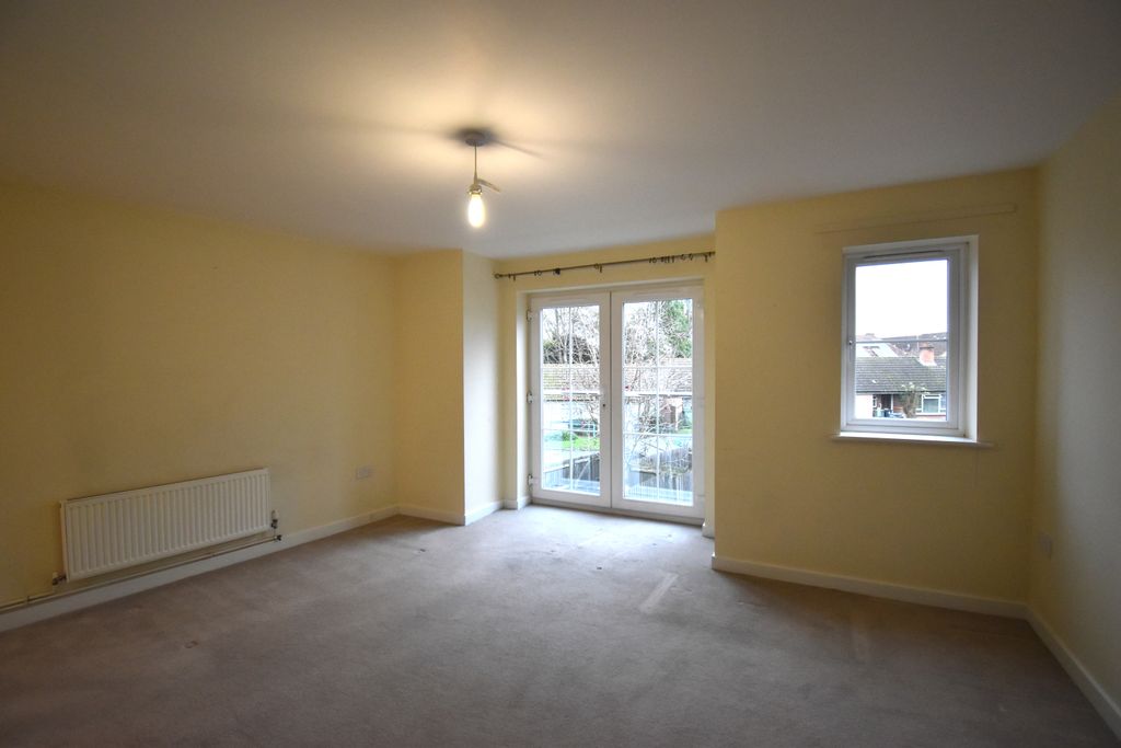 Property photo 2 of 6