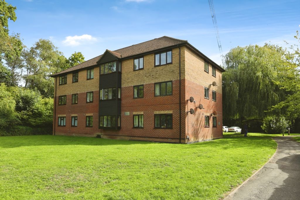 Property photo 1 of 7 Photo